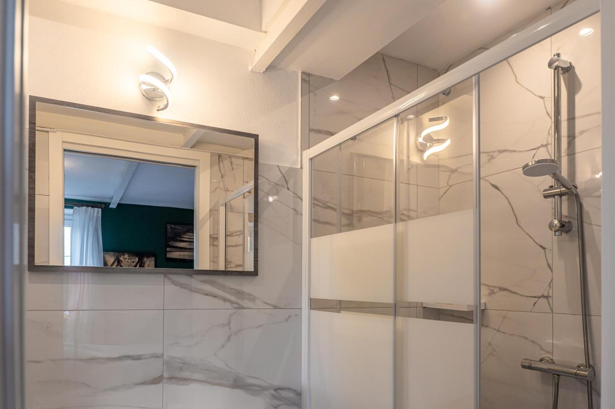 Essentia Bed & Breakfast