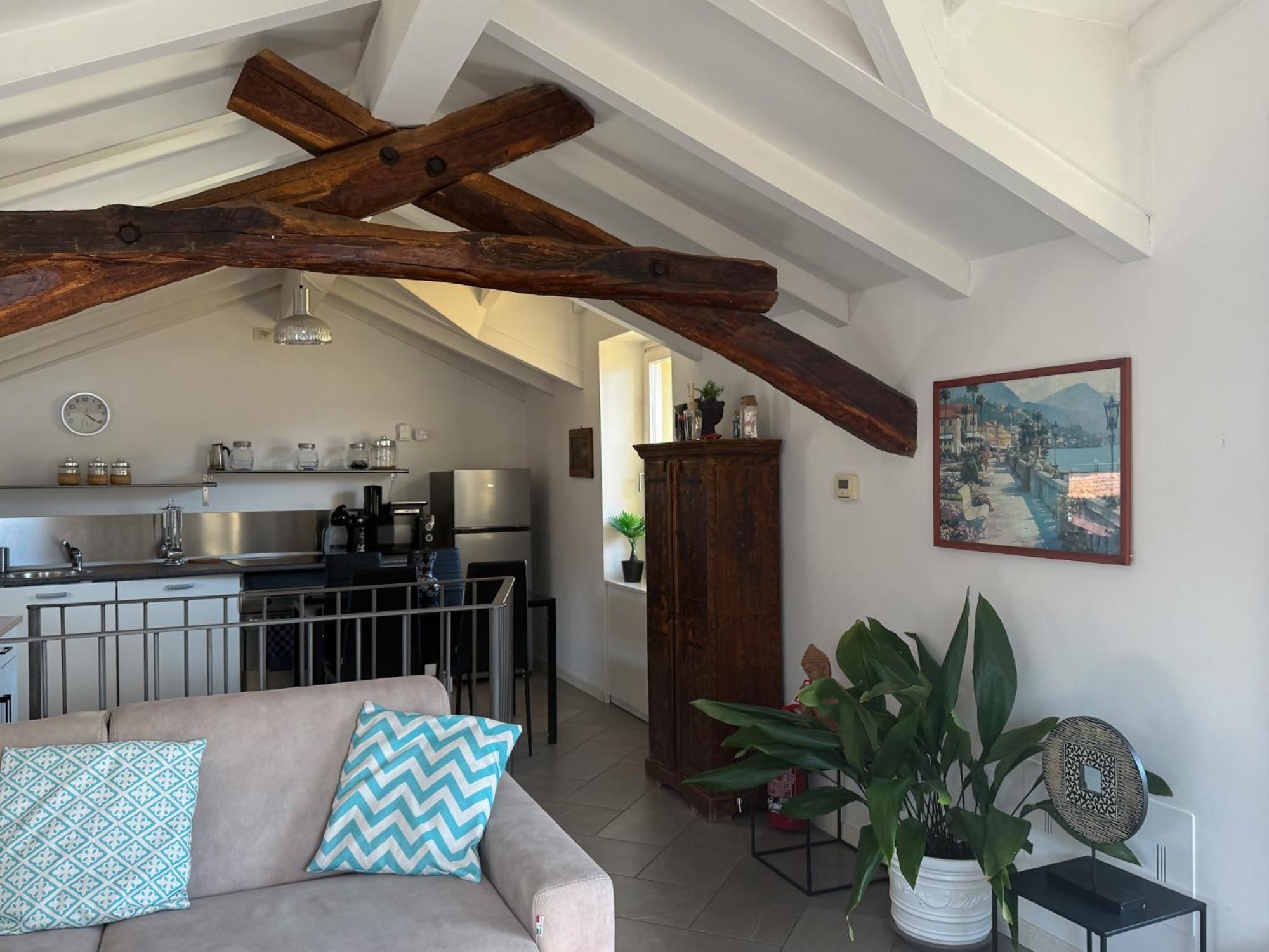 Skyway With Private View Terrace Apartment