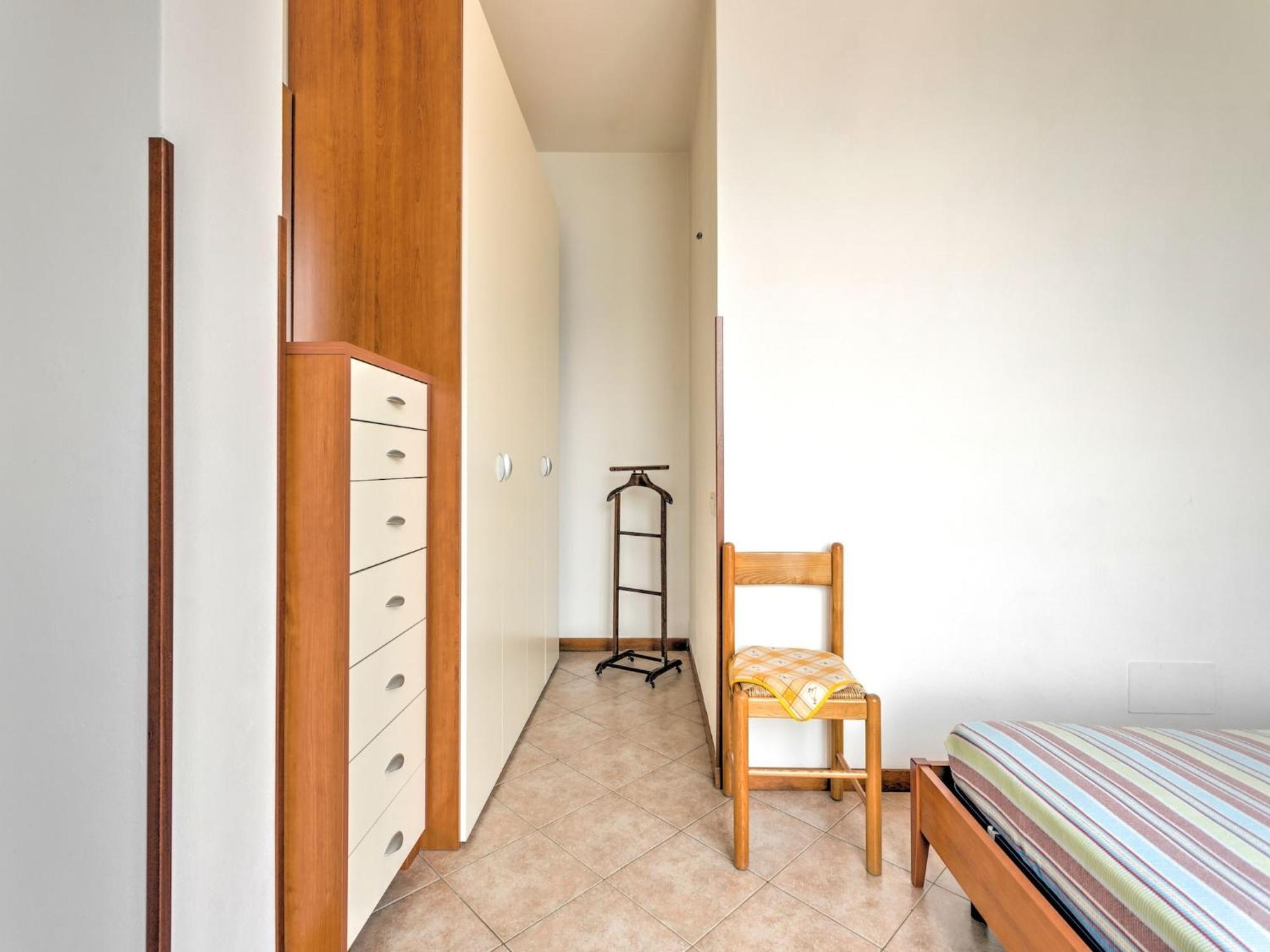 Wonderful Flat With Swimming Pool Lift And Garden Apartment *