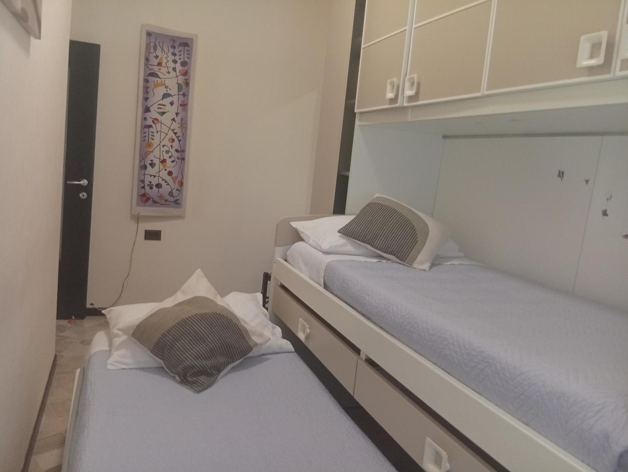Elizabeth House Apartment Como