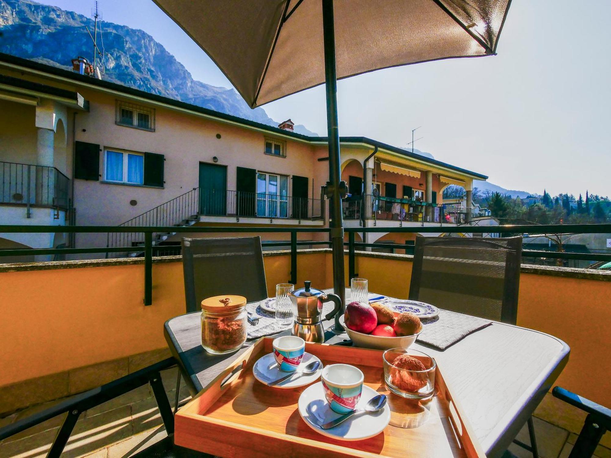 Balcony View Apartment Lierna