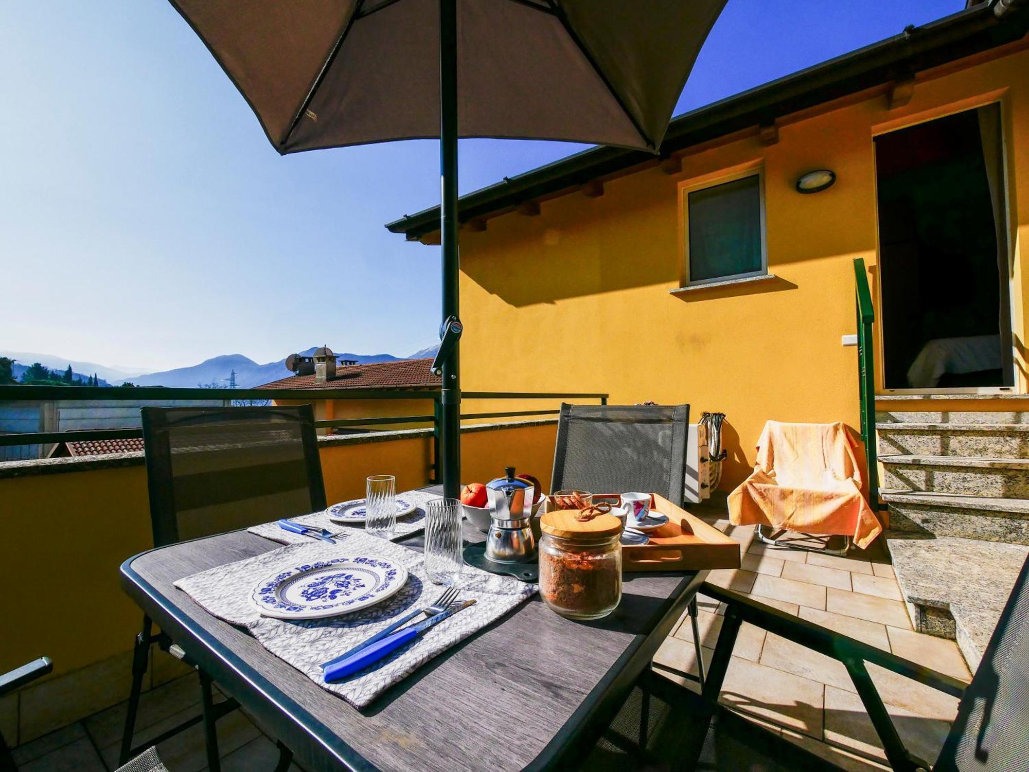 Balcony View Apartment *