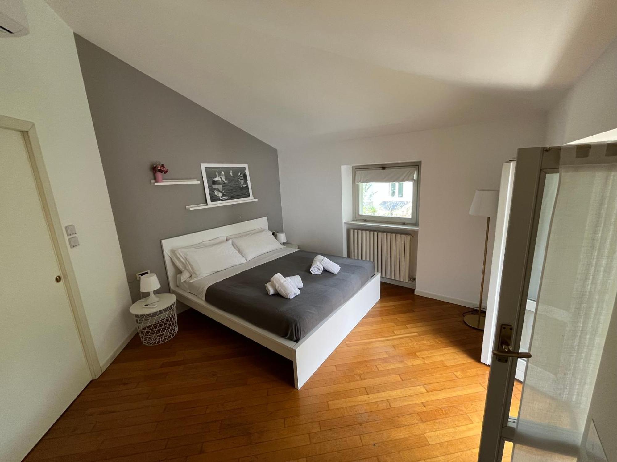 Casa Di Gio - Comfy Attic Malgrate
