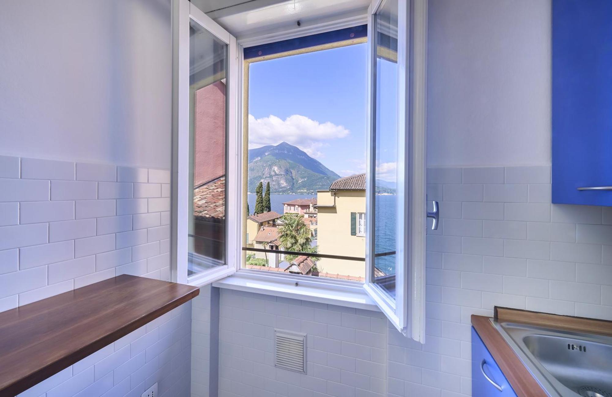 Apartment Marina House Varenna