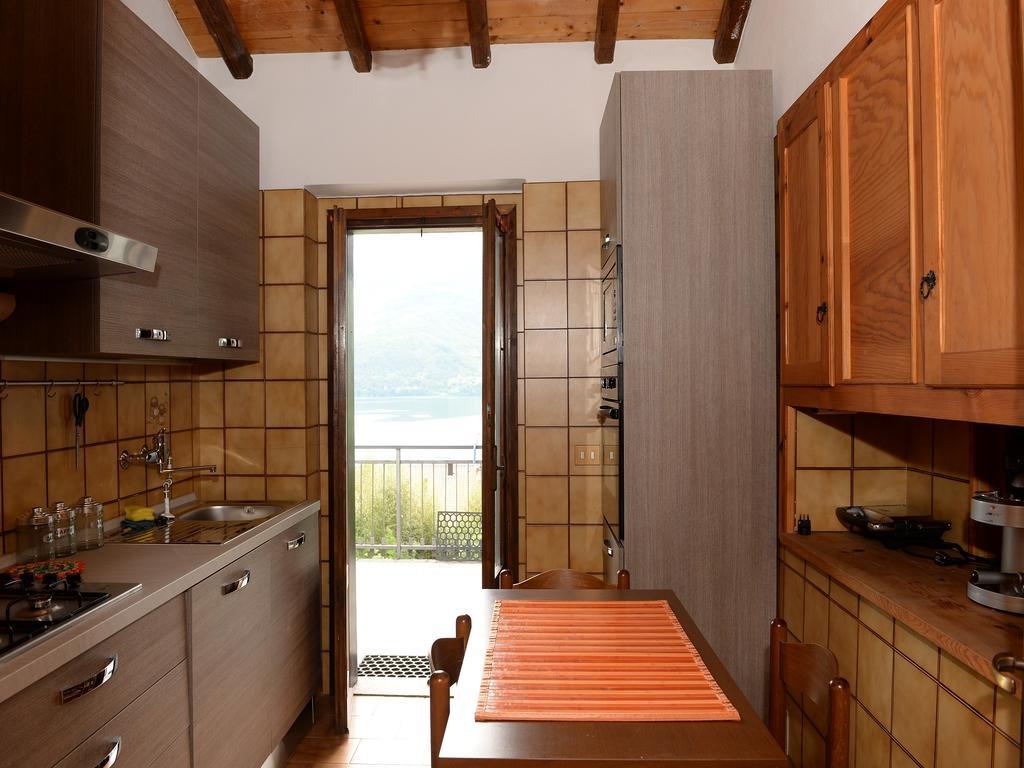 Annita Holiday Dervio