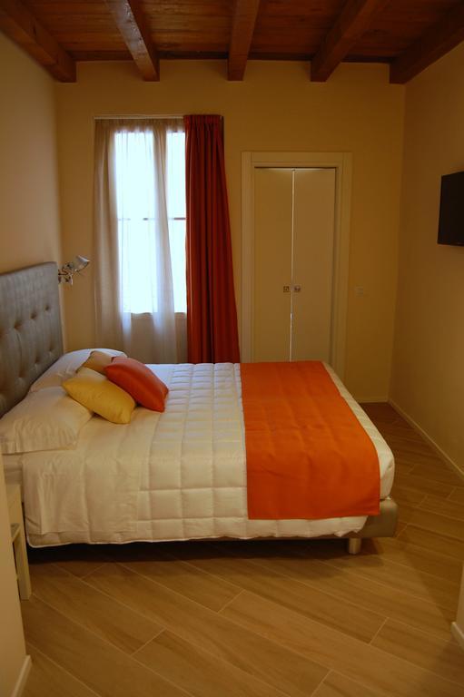 La Corte Fiorita Guest house Como