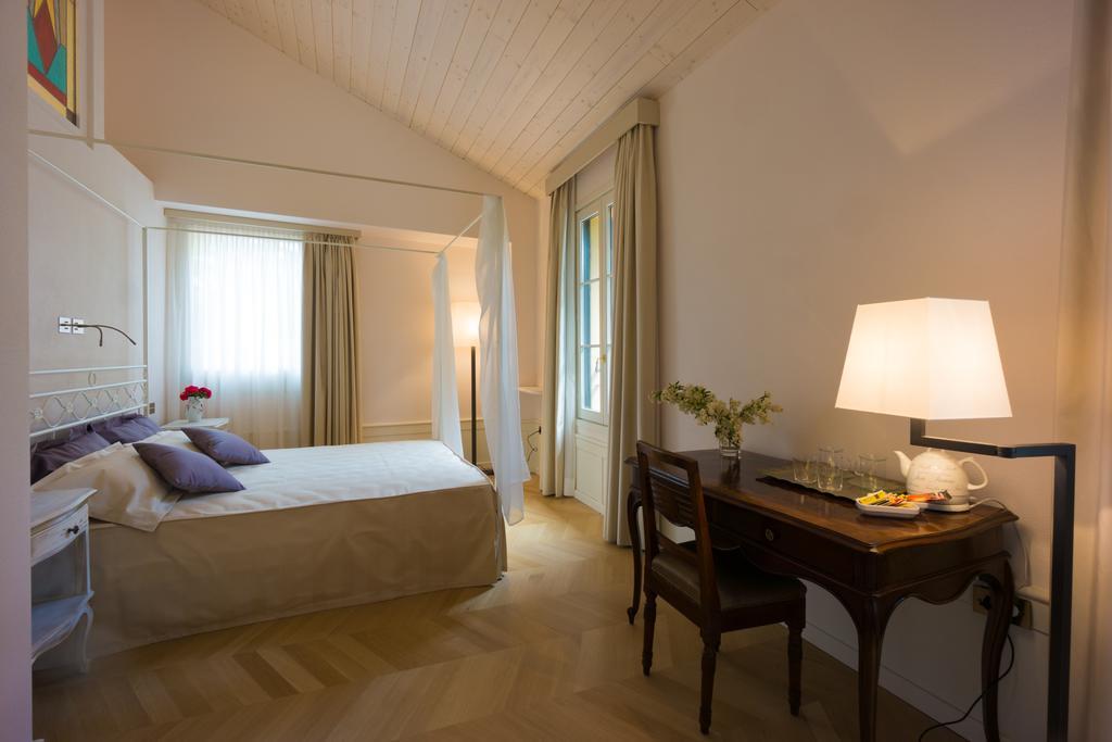 Relais Di Adinolfi Bed & Breakfast