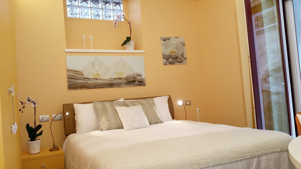 Monti Apartment *
