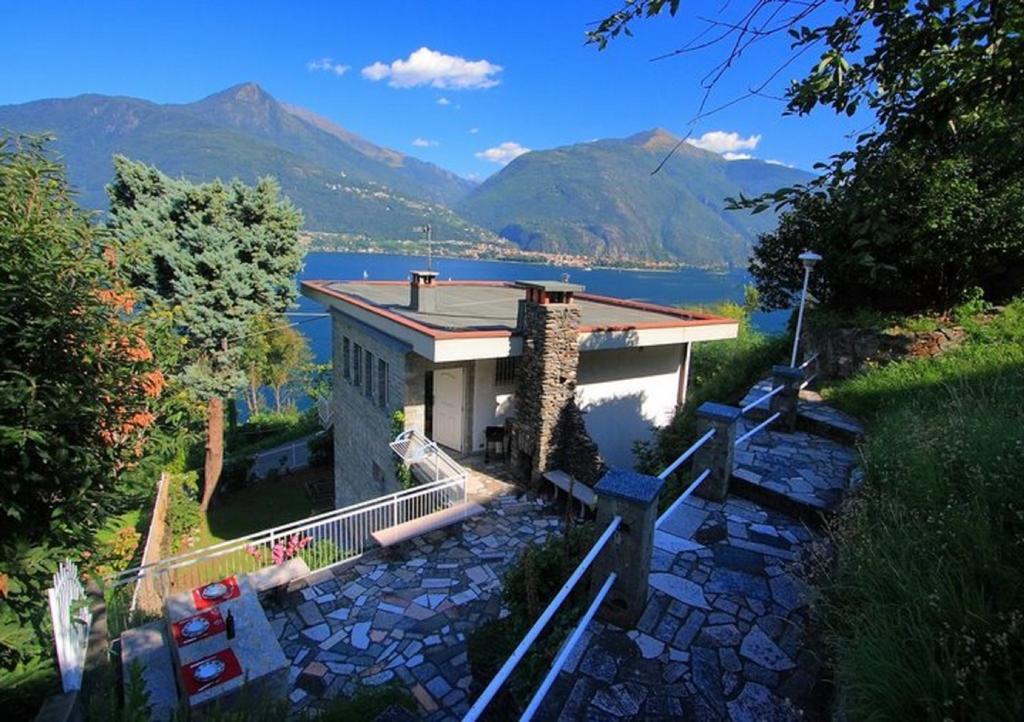 Holiday home White House Cremia