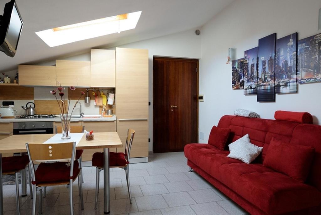 La Mansarda Sul Apartment *