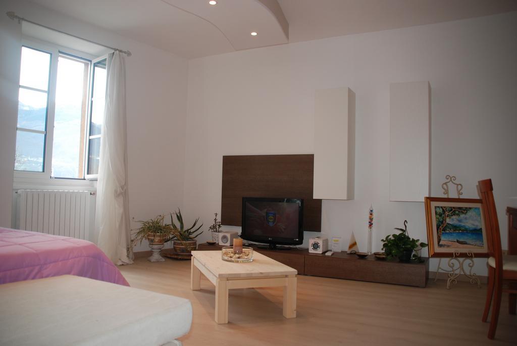 Bella Piazza Apartment Colico