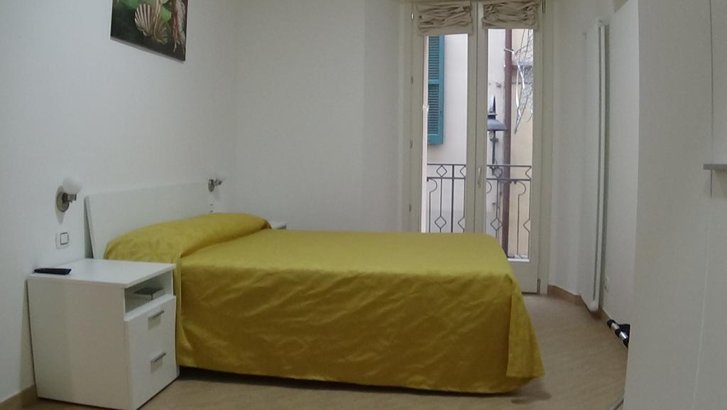 Santabbondio Apartment Como