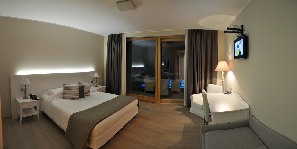 Hotel Tullio Gravedona