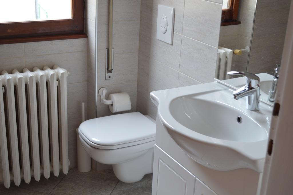 Betty's House Apartment Mandello del Lario