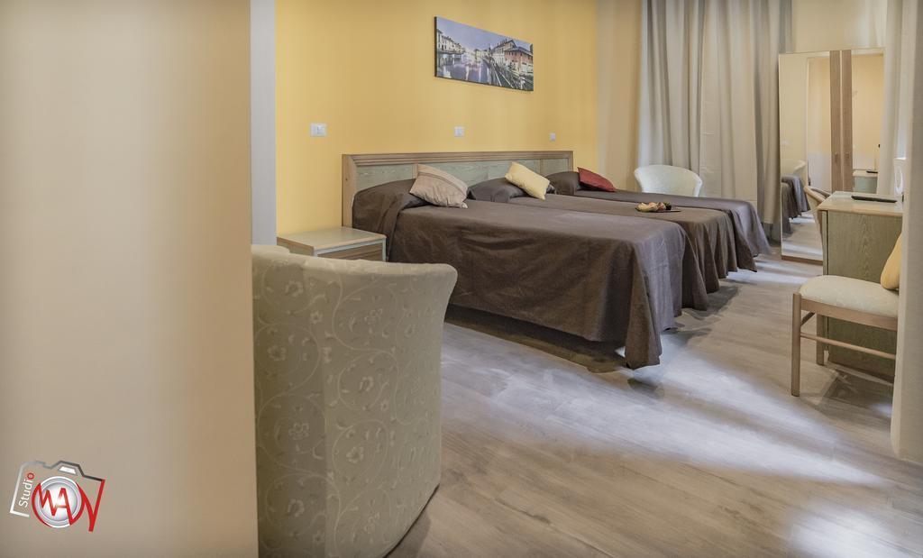 Moderno Hotel 3*
