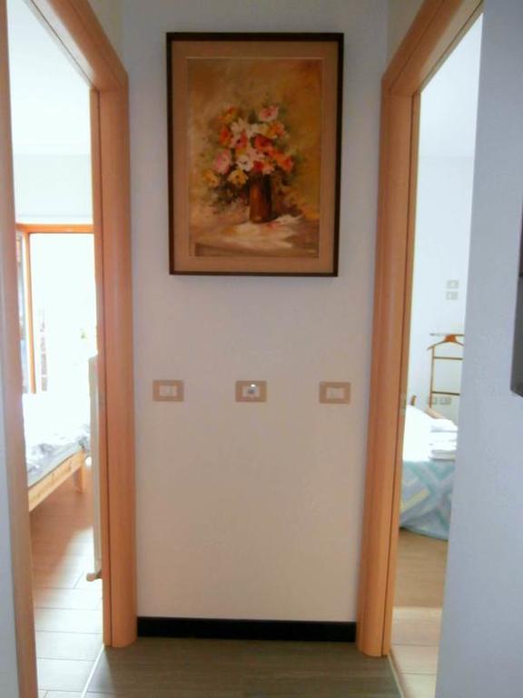 Della Contrada *