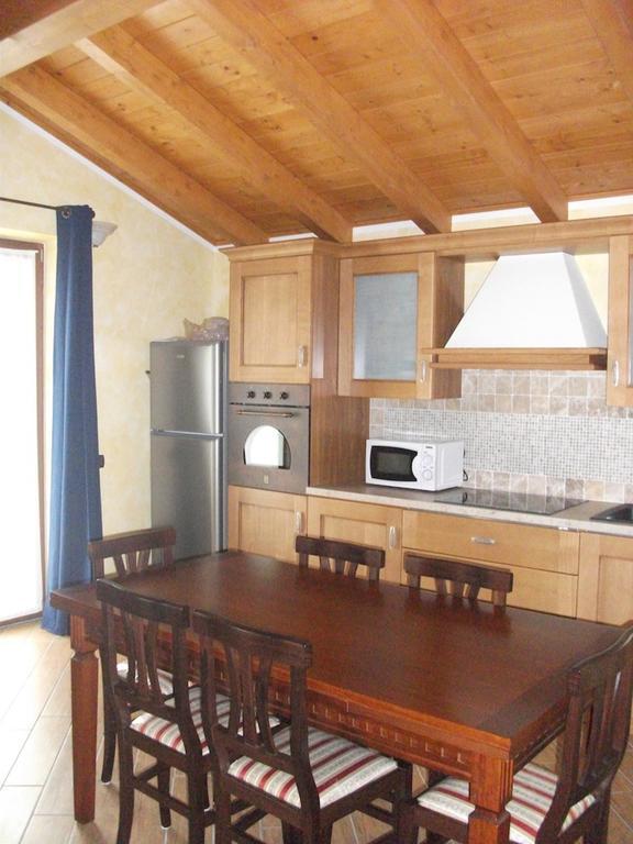 Il Sorriso Dei Figli Holiday home Argegno
