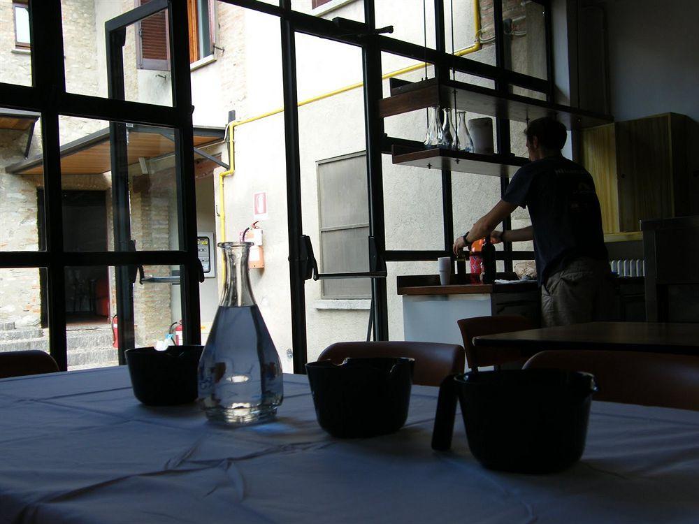 Cascina Respau Hostel Como