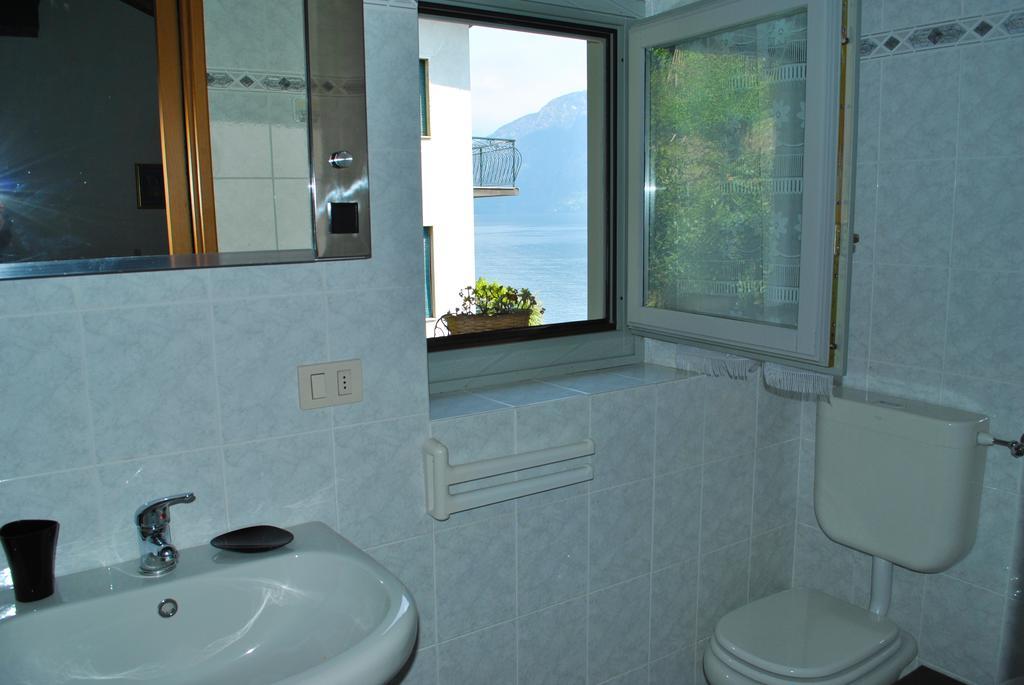 Palm Bay Garden Apartment Sala Comacina