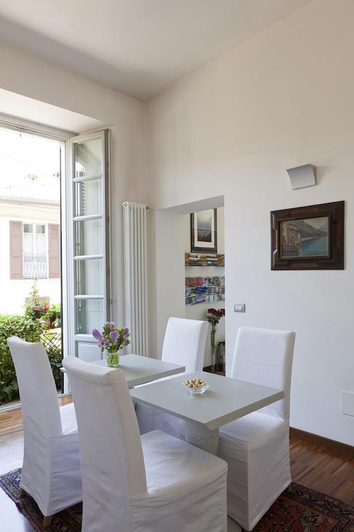 Bed & Breakfast La Canarina Como