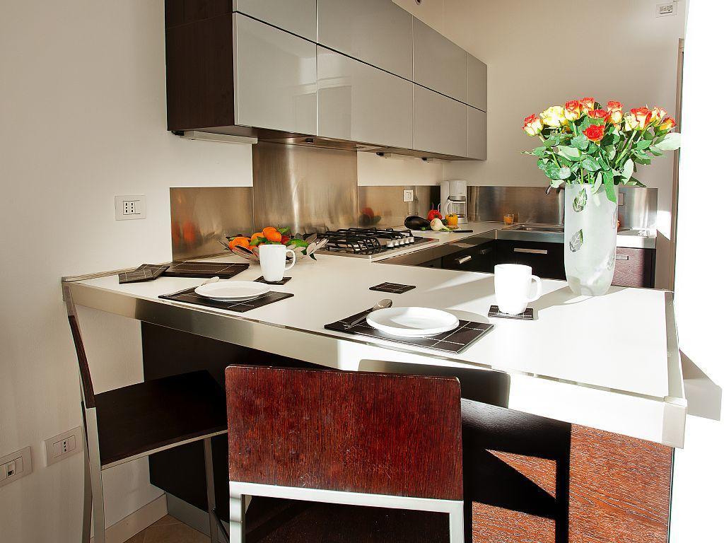 Apartment 5 Luxury Apartments-by Italian