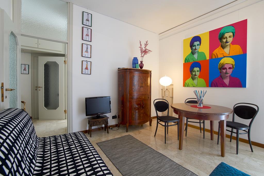An Artist's Place Como