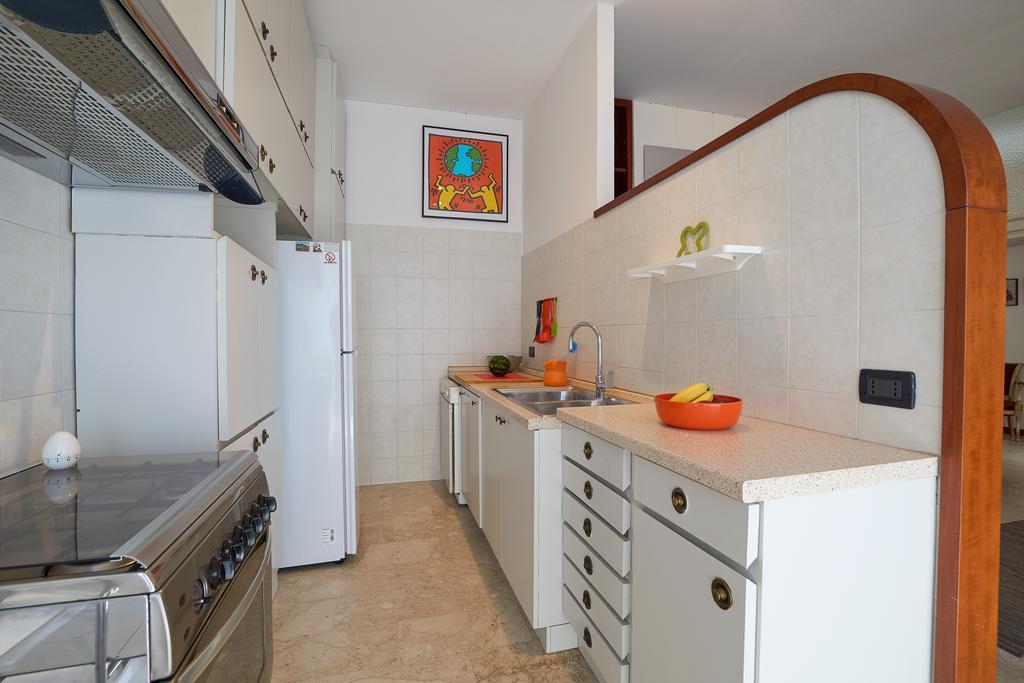 An Artist's Place Apartment Como