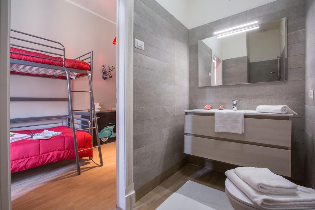 Fronte Apartment