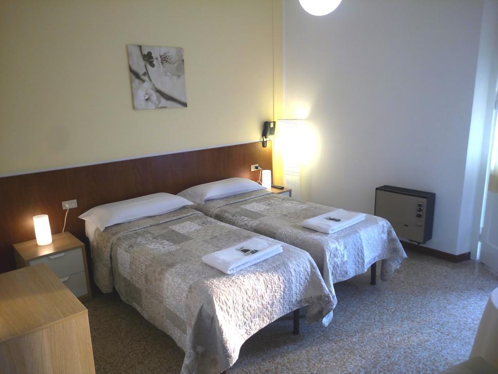 Hotel Rosa 2*