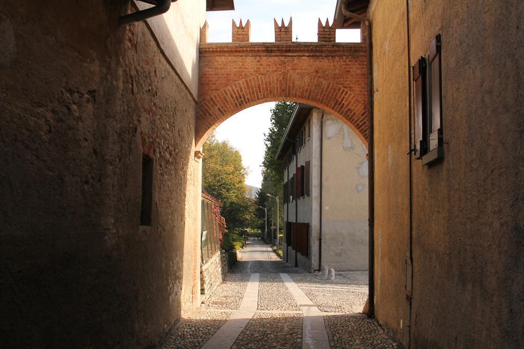 L' Antica Corte Lazzago Appartamento *