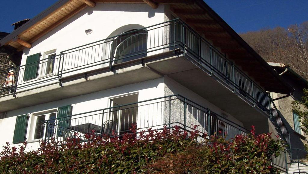 Casa Delle Camelie *