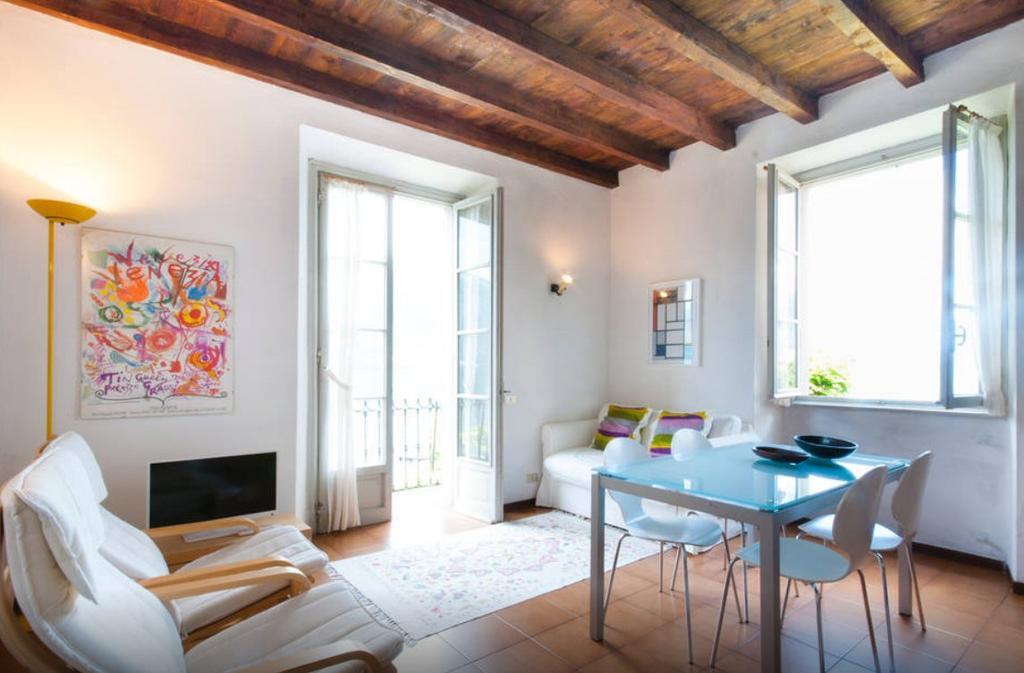 Lina Apartment Lezzeno