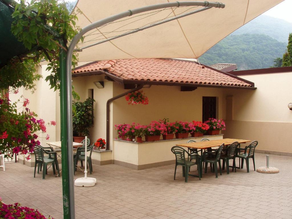 Sala Hotel