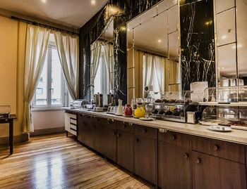 Moderno Hotel