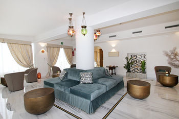Garni Hadeel Hotel