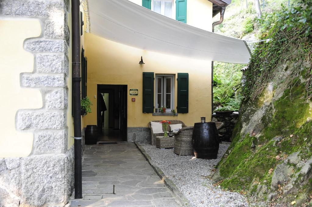 Hotel Ristorante Falchetto 3*