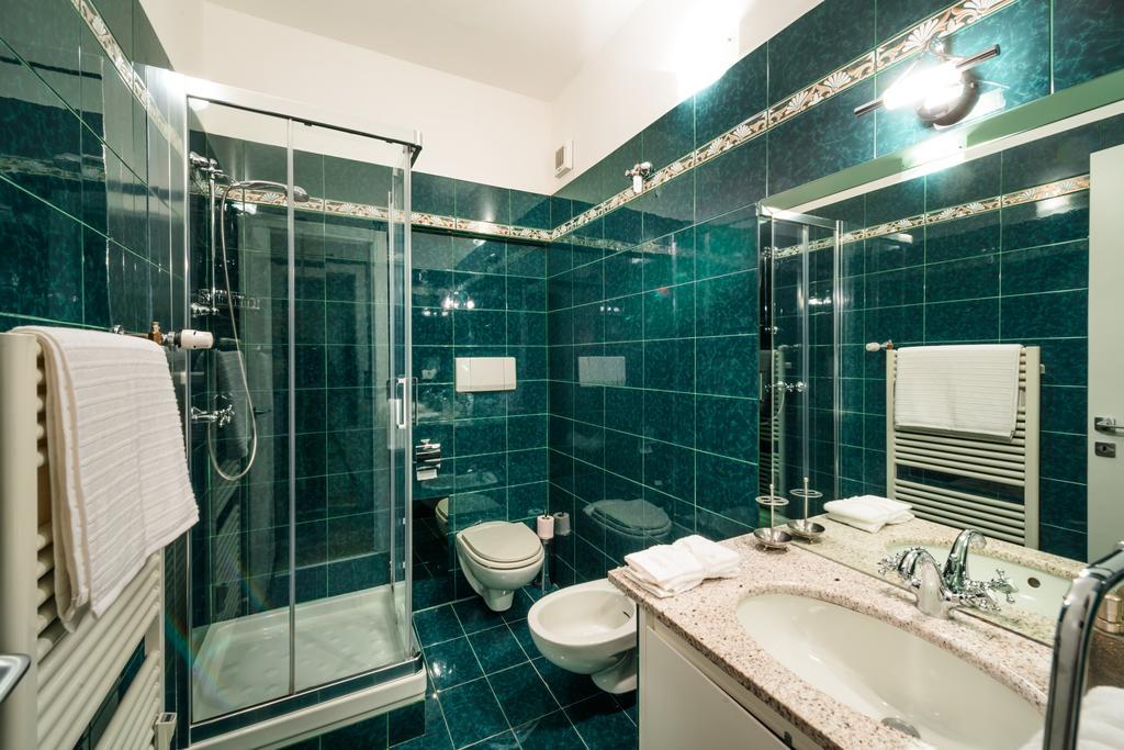 Royal Apartment *