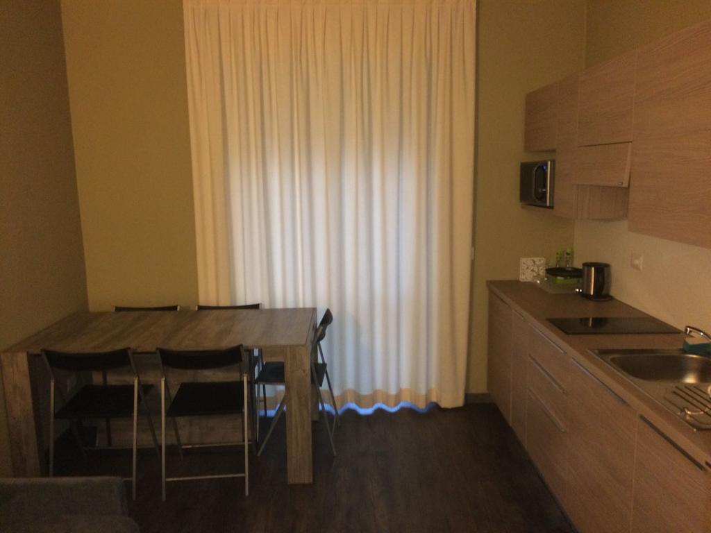 Hll Lungolago Lecco-como 3*
