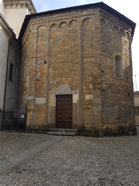 Al Battistero * Oggiono