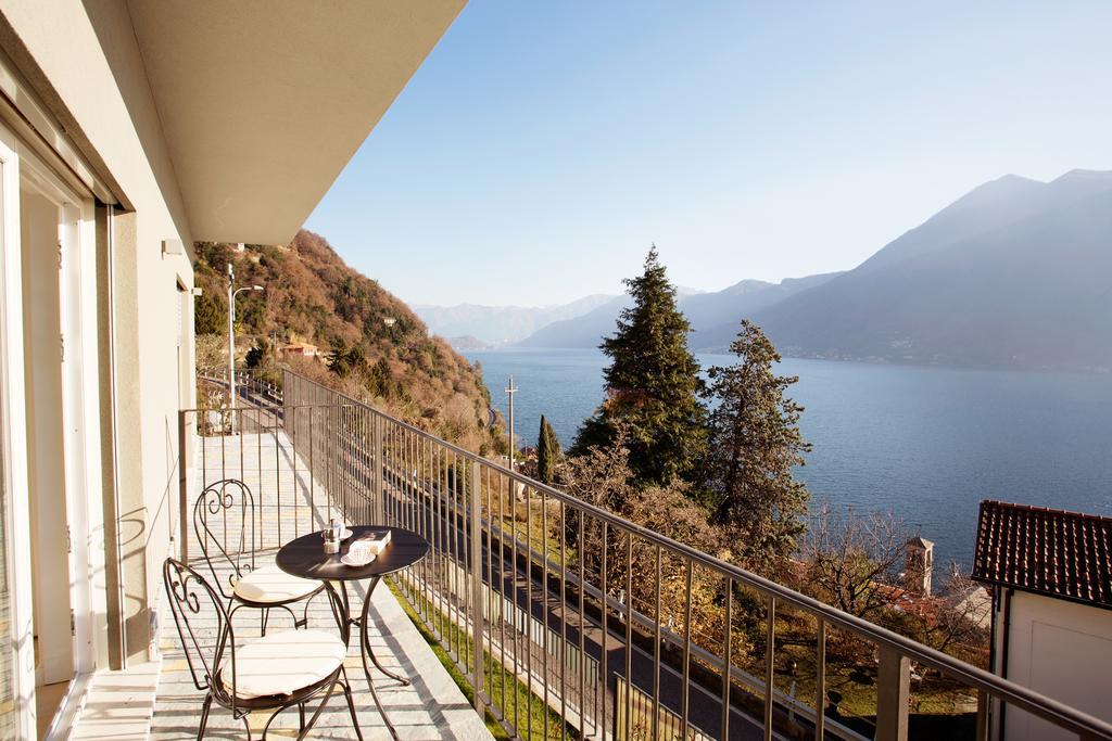 Apartment Pool By Italian