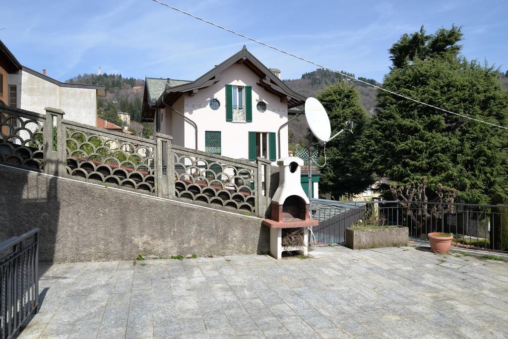 Dalla Zia Marta Ampio *