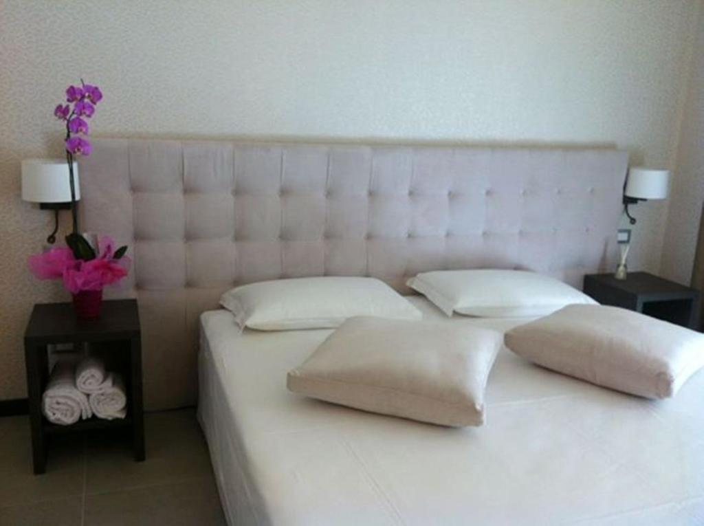 Hll Lungolago Lecco-como Hotel 3*