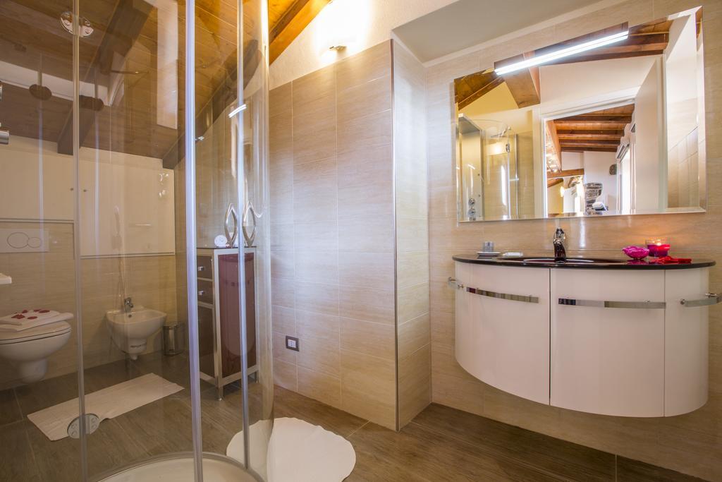 Medioevo In Centro Apartment
