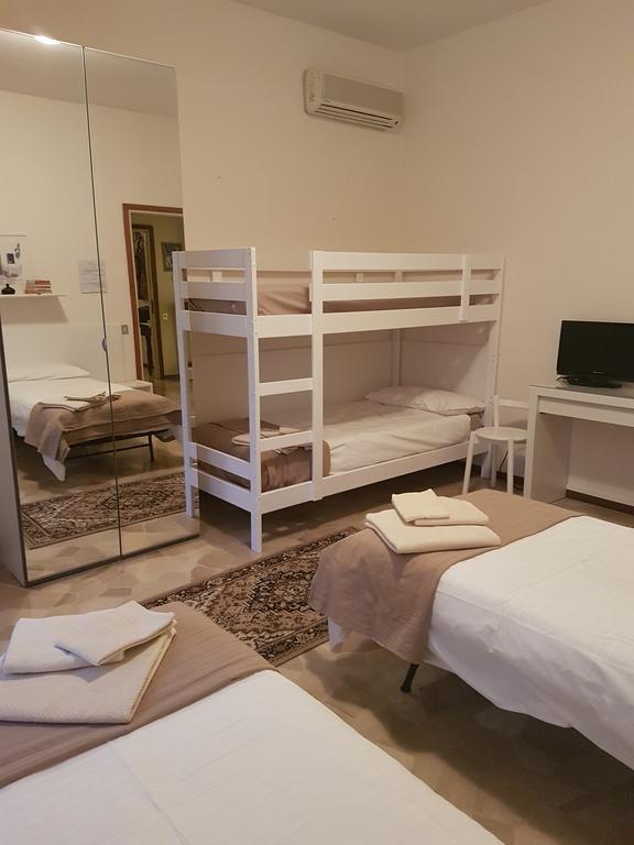 Ai Due Vecchi Ulivi Bed & Breakfast