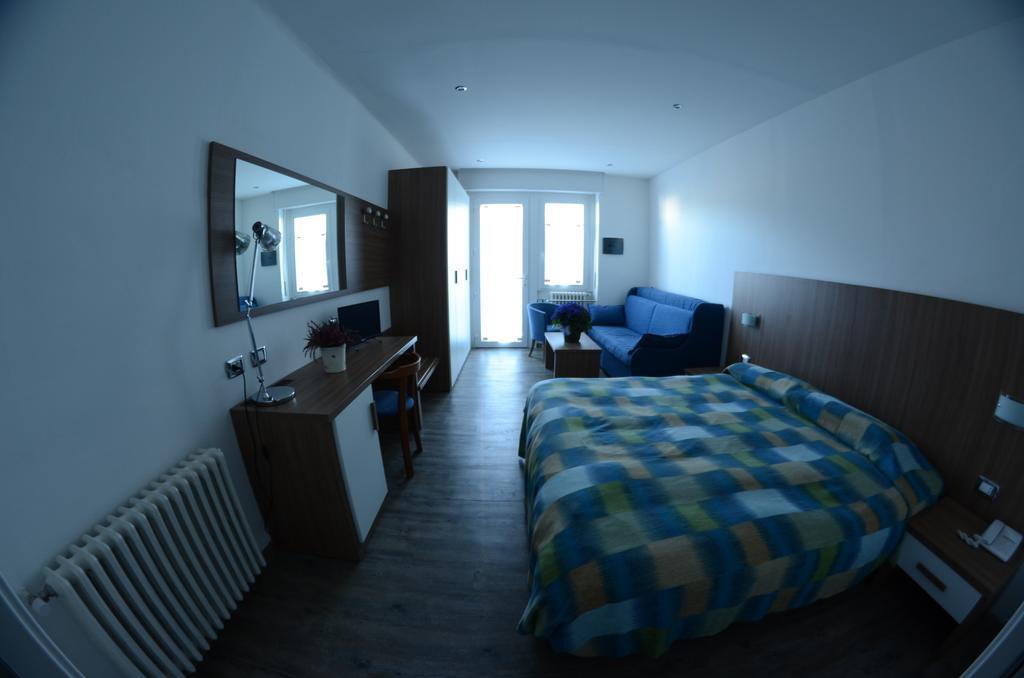 National Hotel