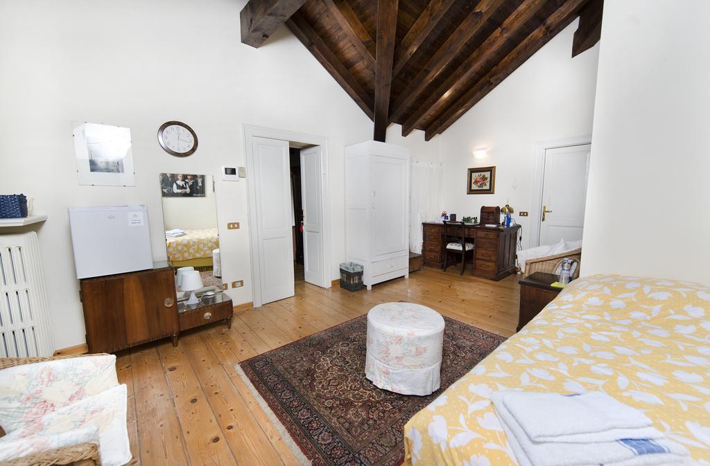 Pinetina Bed & Breakfast Lasnigo