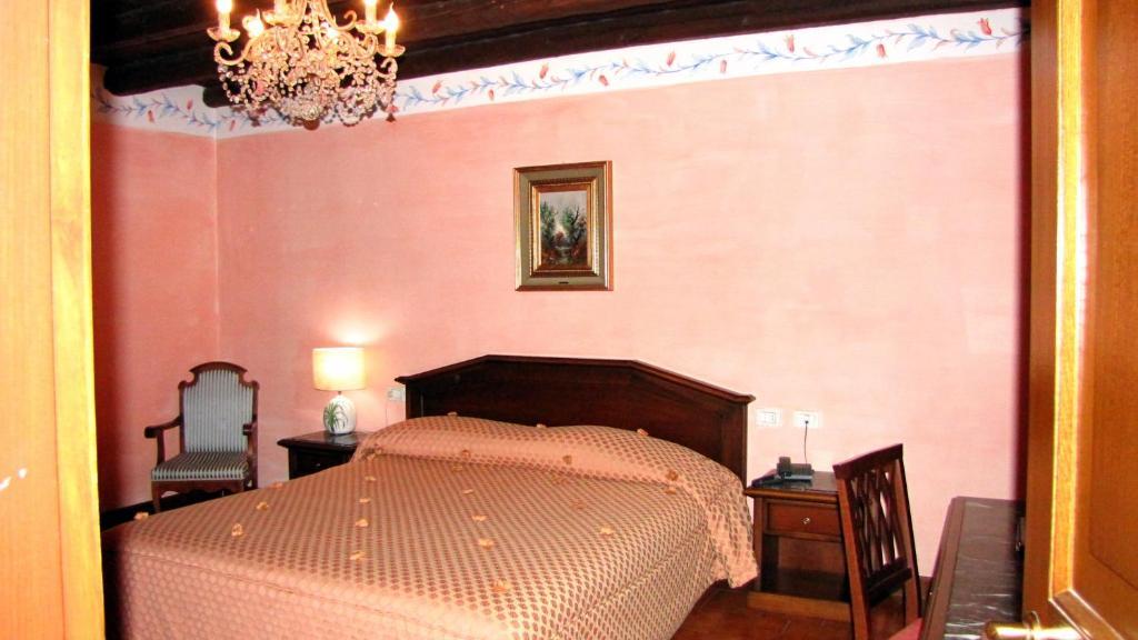 Agriturismo Cassinazza Farm stay Orsenigo