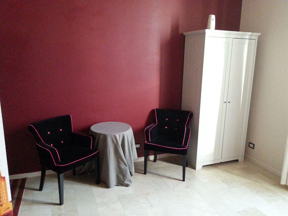 Gira Hotel Como