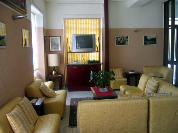 Riviera 3*