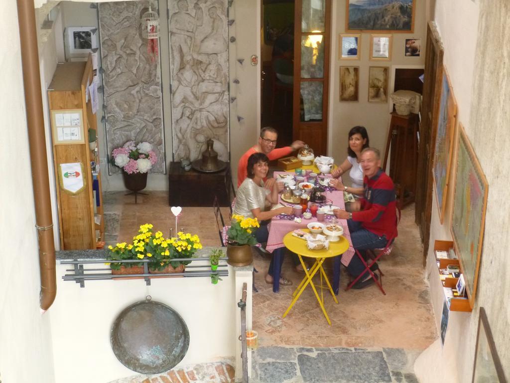 Contrada Lunga 3*